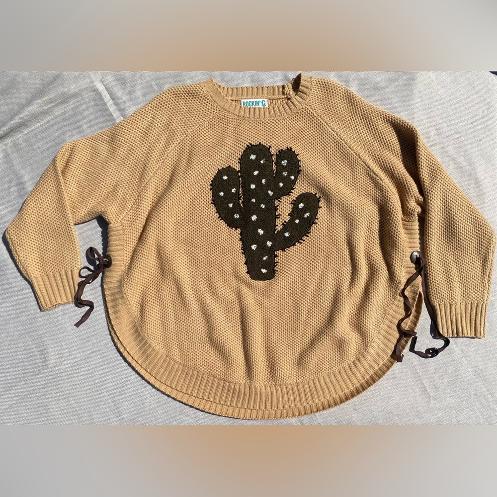Cactus Knit Sweater with Round Hem Large